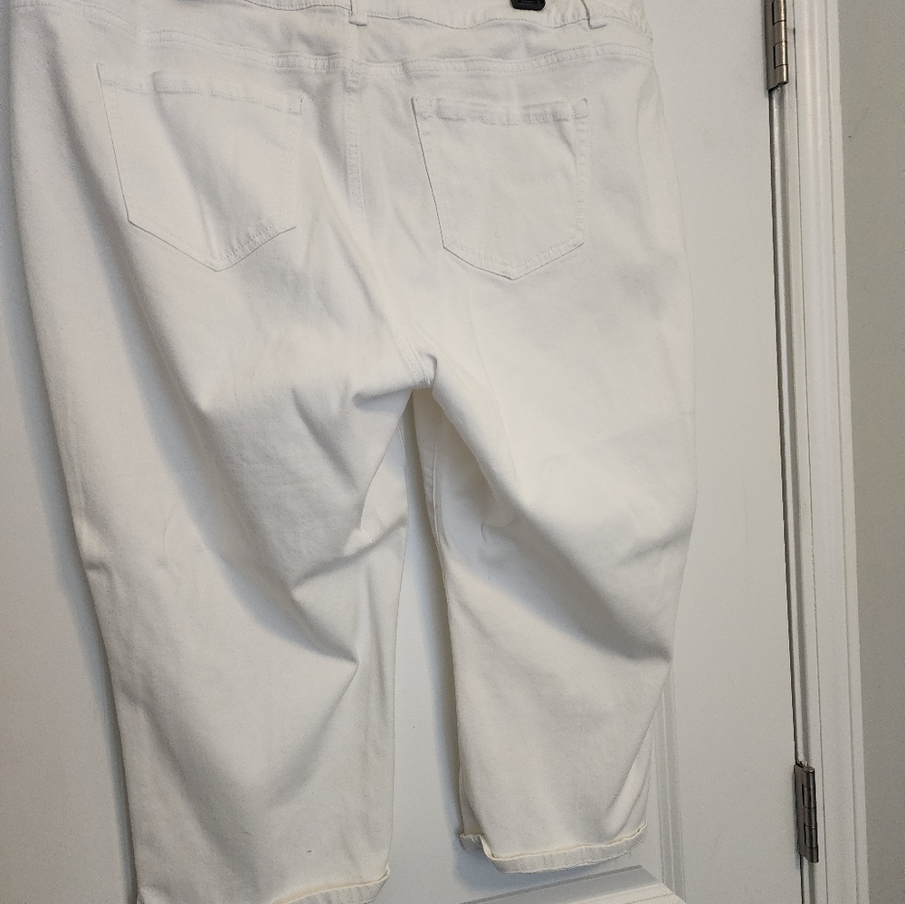 Capris - Picture 2 of 2